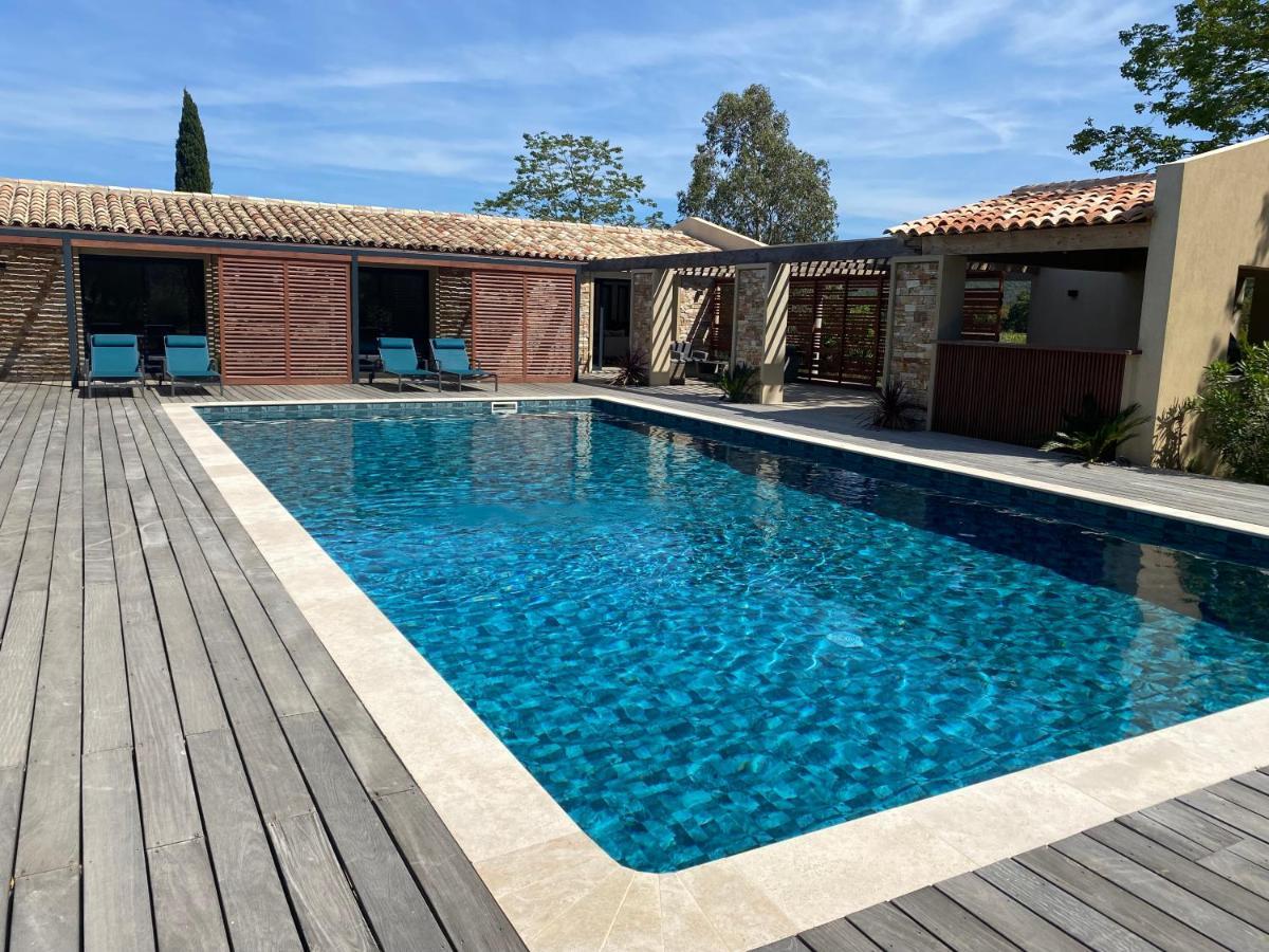 Magnifique Villa Avec Piscine Au Coeur Des Vignes Cogolin Exterior foto
